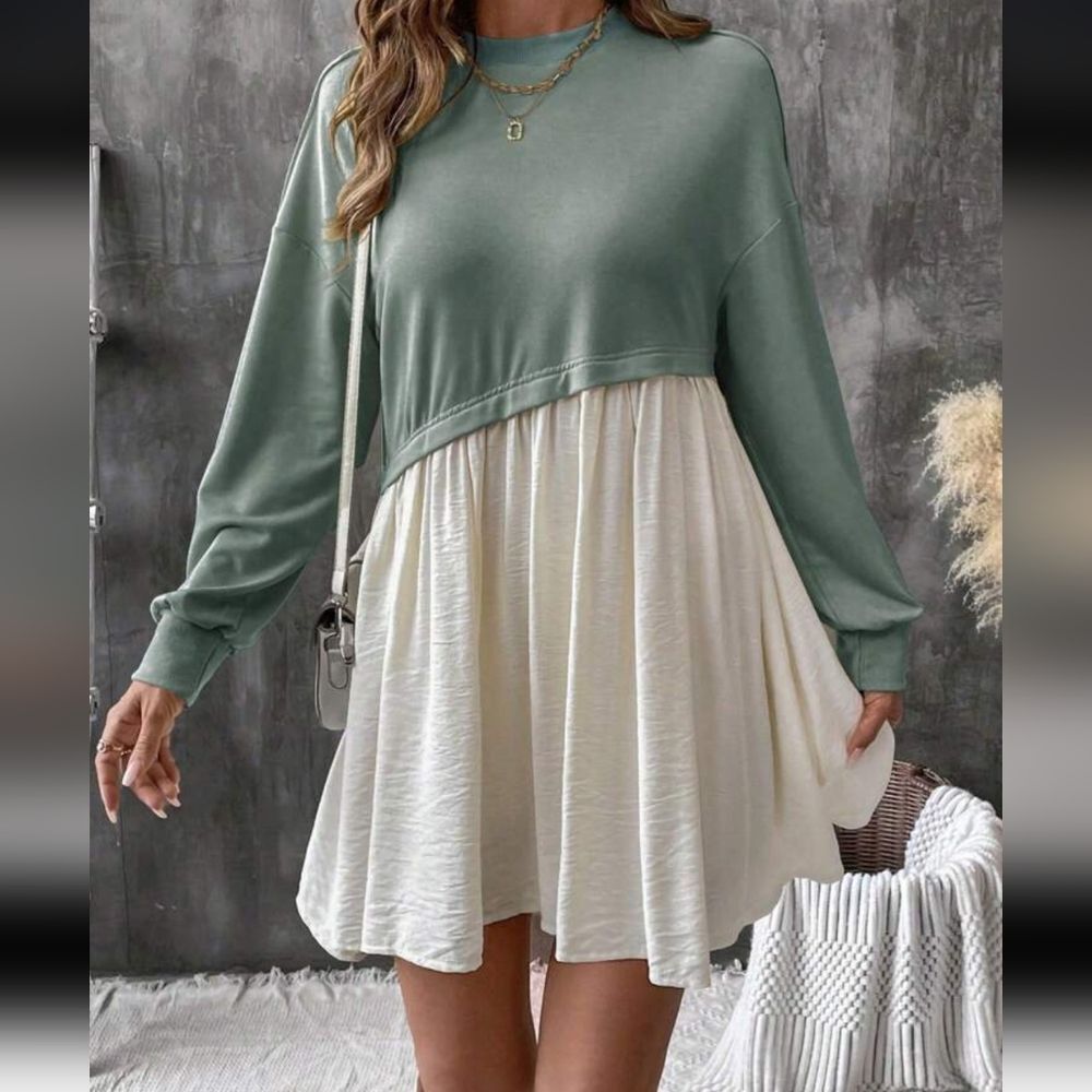 Elegant Green and Cream Women's Dress NWOT